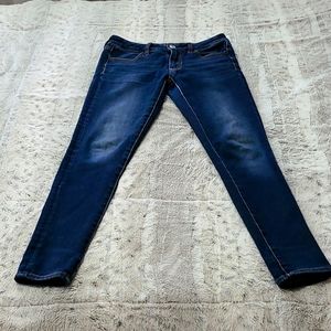 American Eagle super stretch Jennings. Size 4